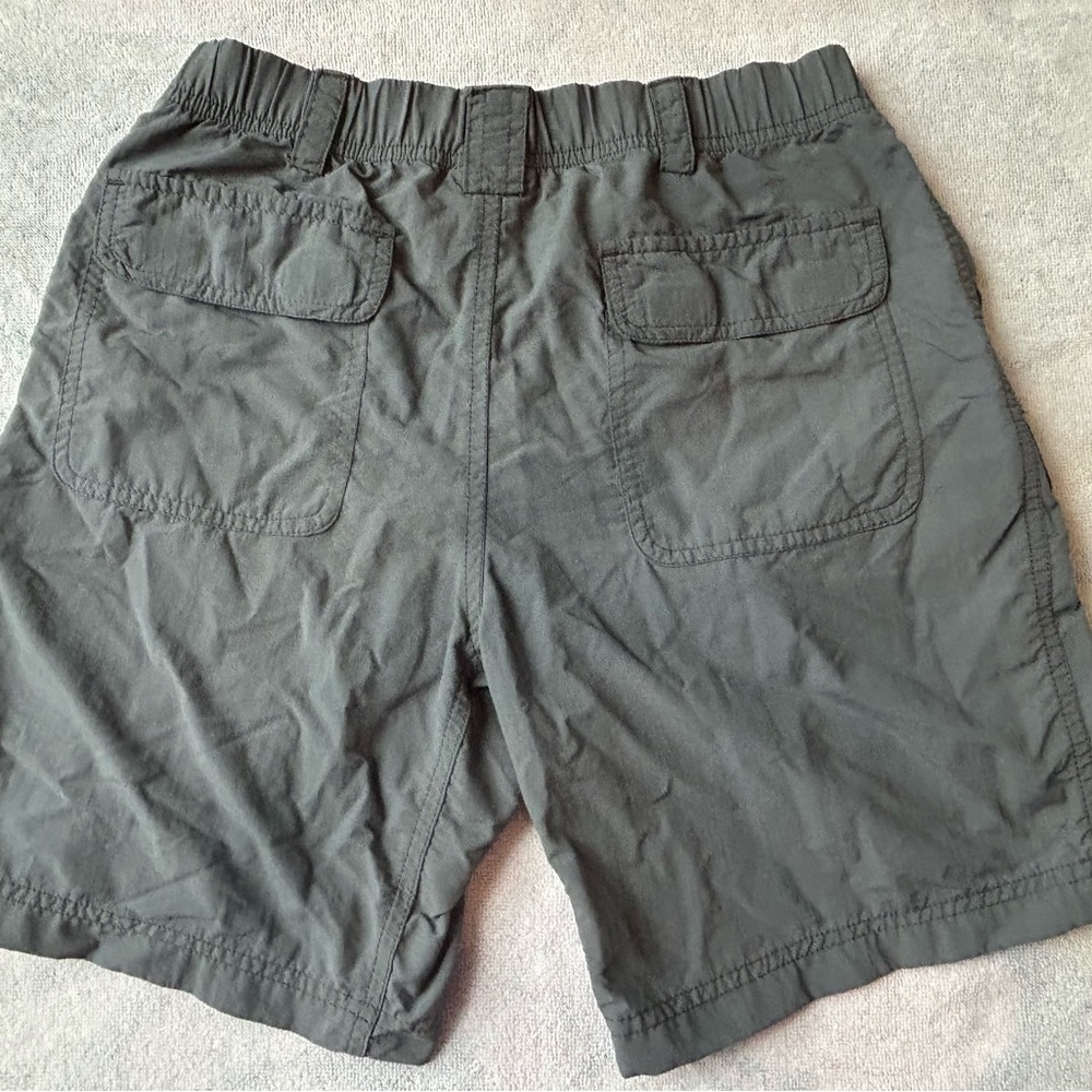 White Sierra Kids Gray Cargo Shorts - Picture 2 of 6